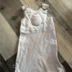 Nested Bean Sleep Sack (Size M 6-15m)